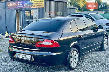 Лифтбек Skoda Superb 2009 в 