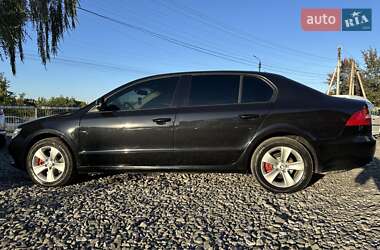 Лифтбек Skoda Superb 2010 в 