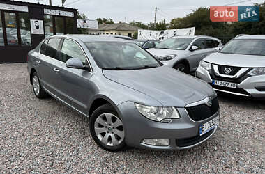 Лифтбек Skoda Superb 2012 в 