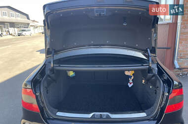 Лифтбек Skoda Superb 2012 в 