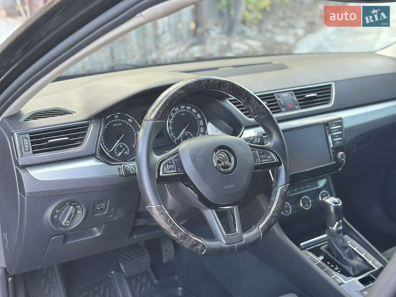 Лифтбек Skoda Superb 2016 в Днепре