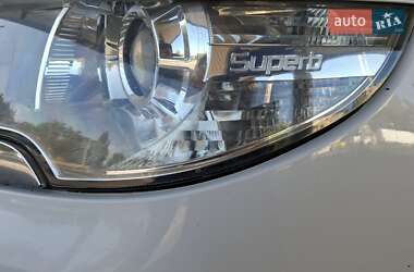 Универсал Skoda Superb 2011 в 