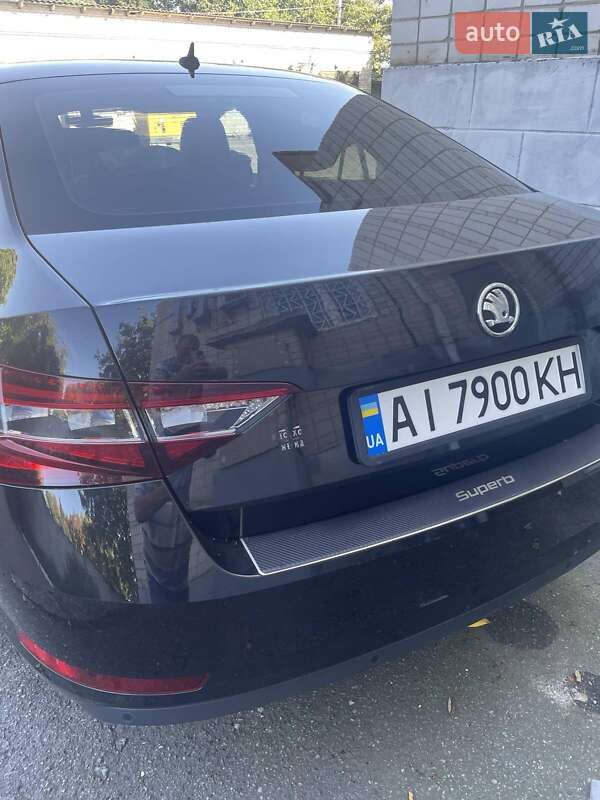 Лифтбек Skoda Superb 2016 в Борисполе