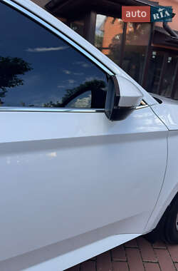 Лифтбек Skoda Superb 2018 в 