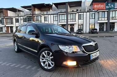 Универсал Skoda Superb 2012 в 