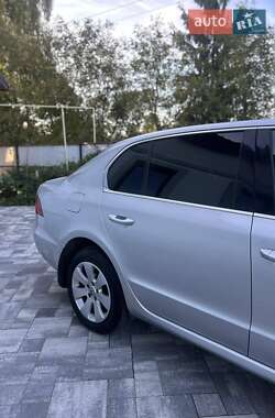 Лифтбек Skoda Superb 2008 в 
