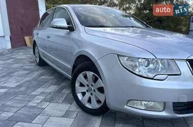 Лифтбек Skoda Superb 2008 в 