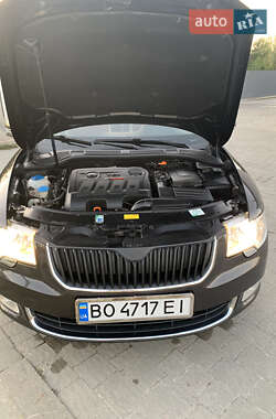 Универсал Skoda Superb 2011 в 