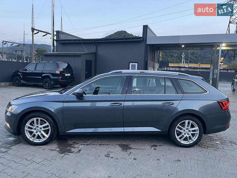 Универсал Skoda Superb 2018 в Львове