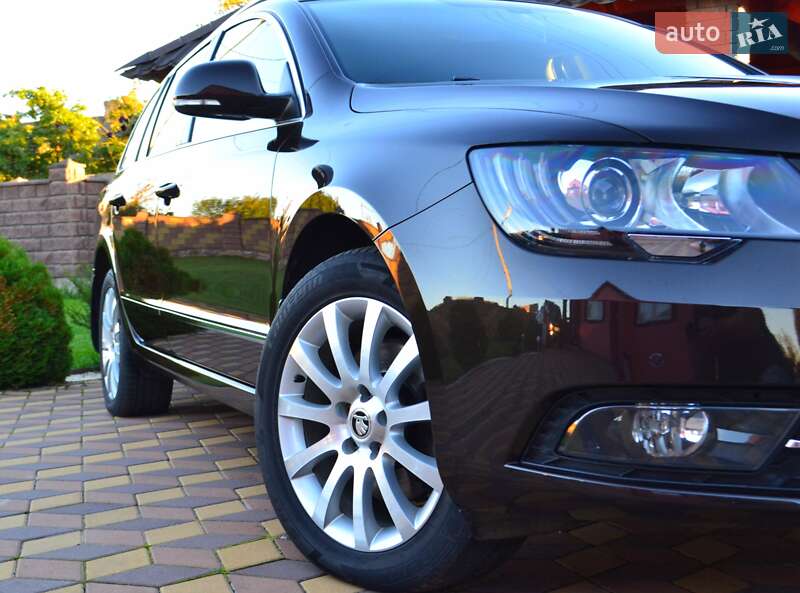 Универсал Skoda Superb 2014 в Сарнах
