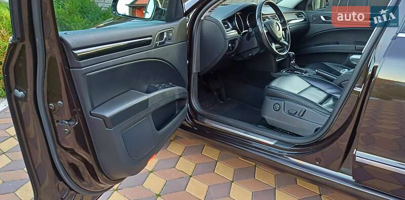 Универсал Skoda Superb 2014 в Сарнах