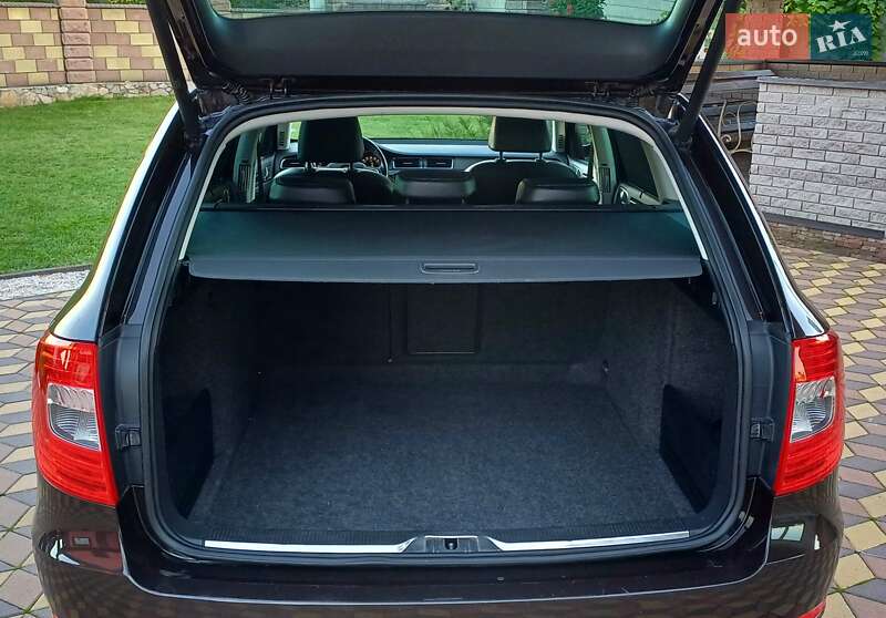 Универсал Skoda Superb 2014 в Сарнах