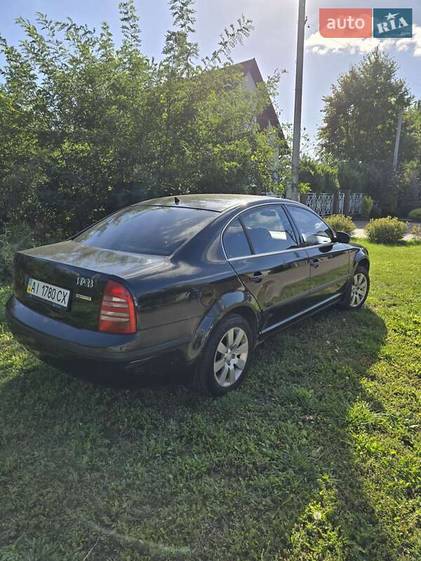 Лифтбек Skoda Superb 2005 в Борисполе