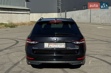 Лифтбек Skoda Superb 2017 в 