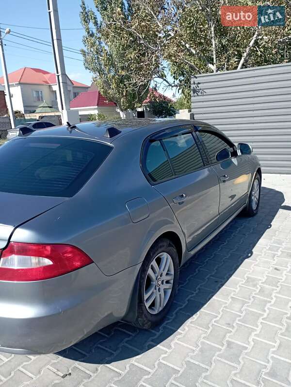 Лифтбек Skoda Superb 2010 в Березанке
