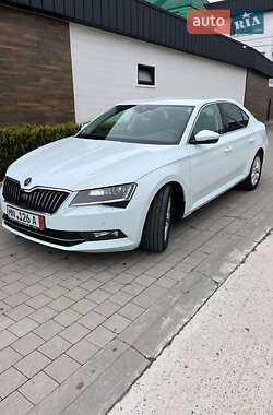 Лифтбек Skoda Superb 2017 в Тячеве