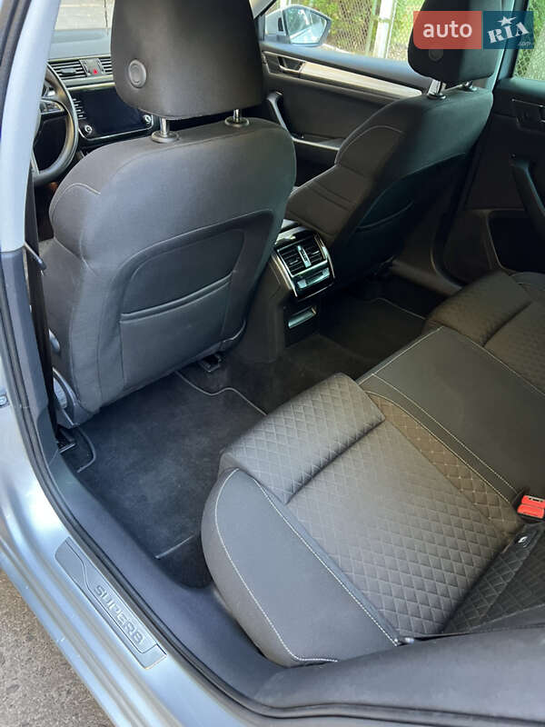 Универсал Skoda Superb 2019 в Дубно