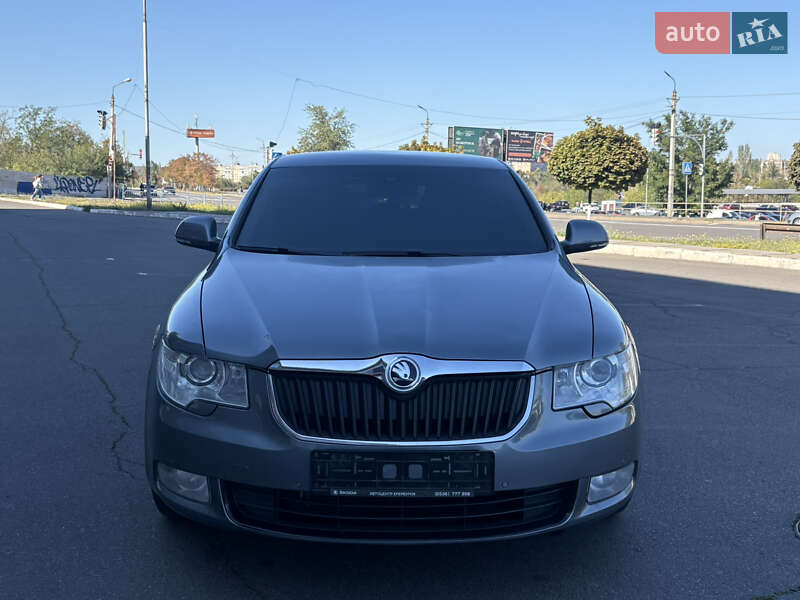 Лифтбек Skoda Superb 2008 в Кривом Роге