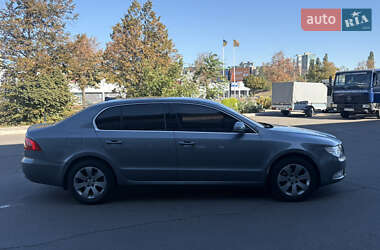 Лифтбек Skoda Superb 2008 в 