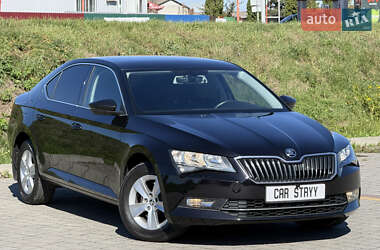 Лифтбек Skoda Superb 2019 в 