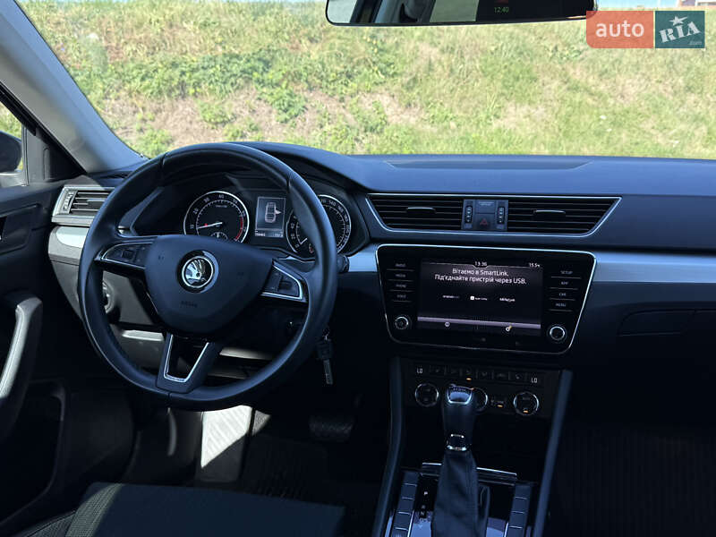Лифтбек Skoda Superb 2019 в Стрые