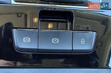 Лифтбек Skoda Superb 2019 в 