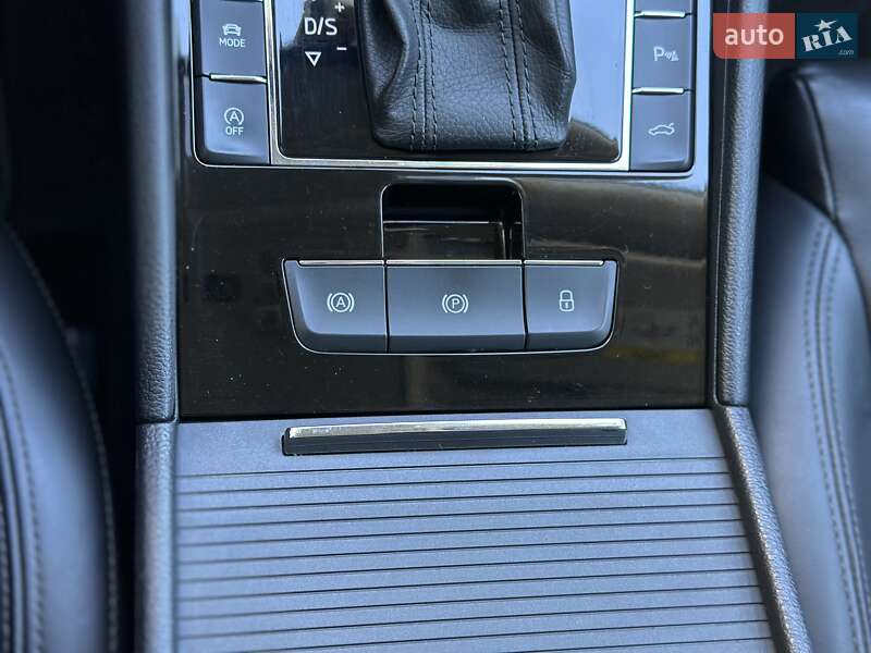 Универсал Skoda Superb 2017 в Киеве