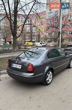 Ліфтбек Skoda Superb 2005 в Кропивницькому