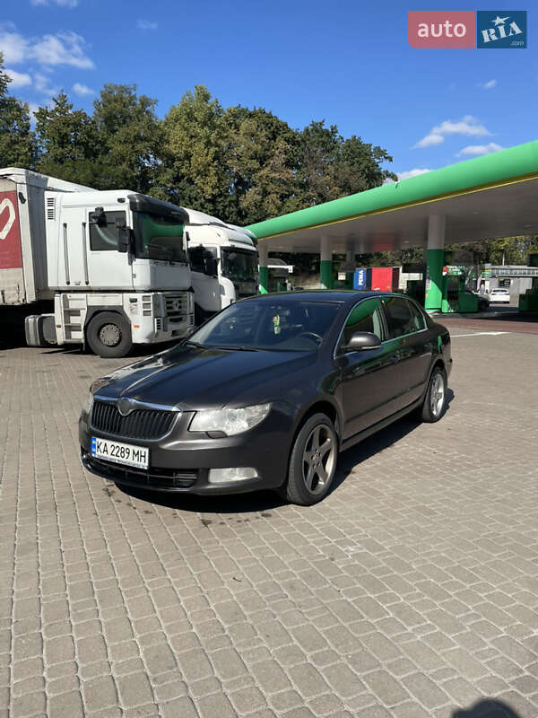 Лифтбек Skoda Superb 2008 в Киеве