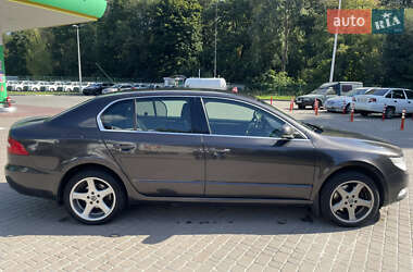 Лифтбек Skoda Superb 2008 в 