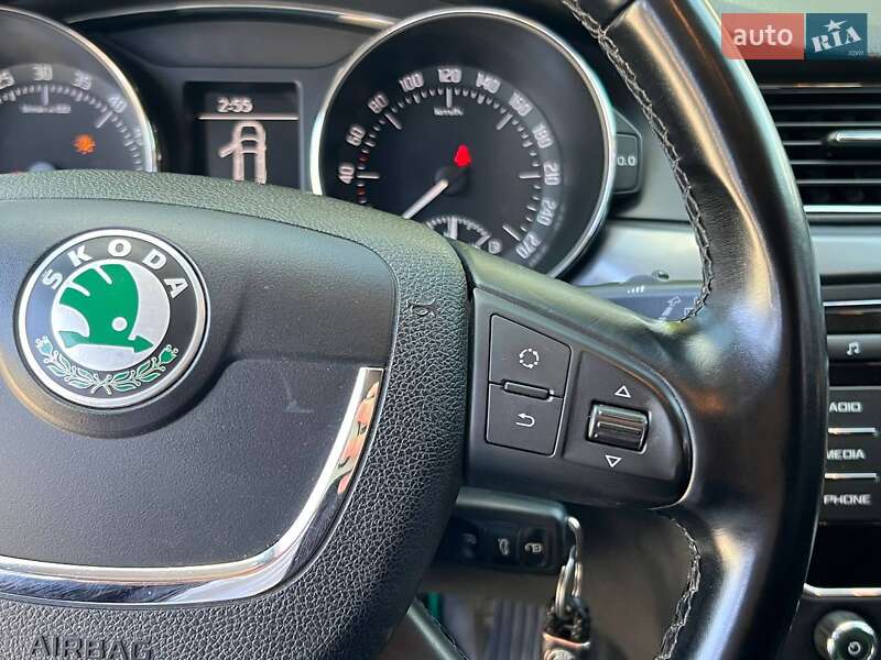 Универсал Skoda Superb 2011 в Киеве