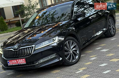 Лифтбек Skoda Superb 2021 в 