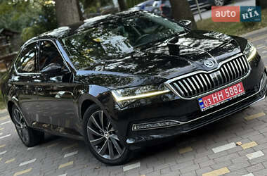 Лифтбек Skoda Superb 2021 в 