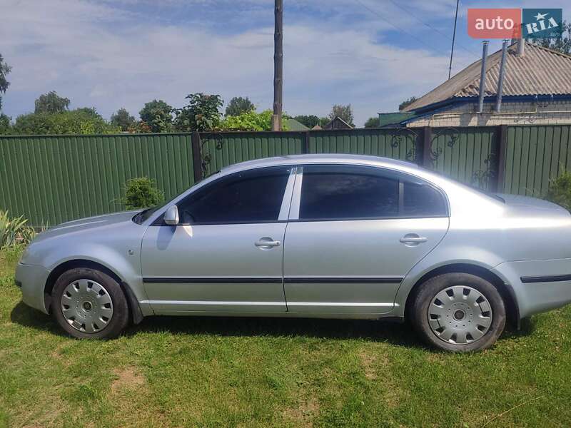 Лифтбек Skoda Superb 2008 в Нежине
