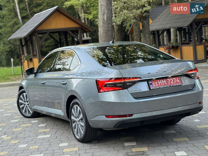 Лифтбек Skoda Superb 2021 в Трускавце