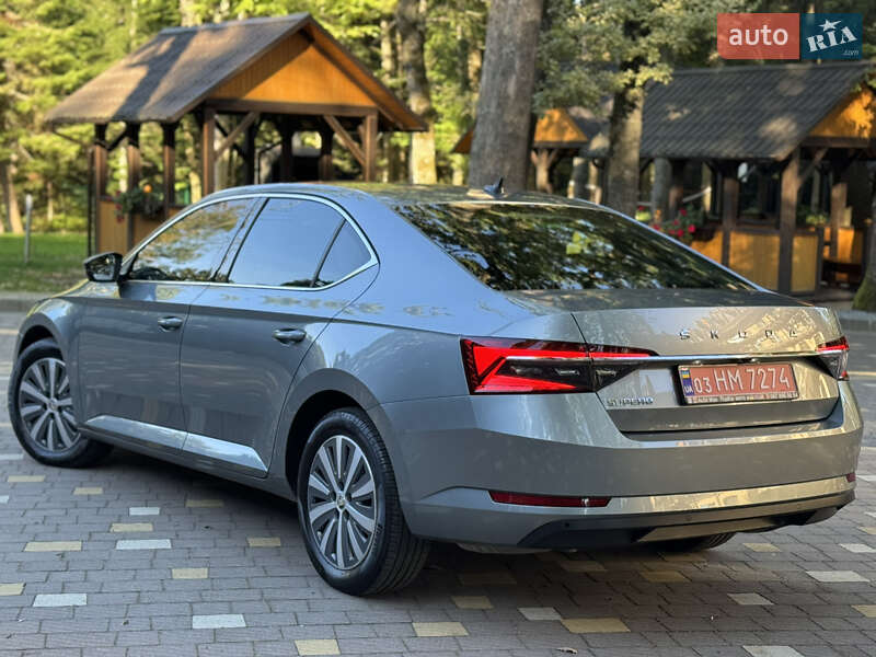 Лифтбек Skoda Superb 2021 в Трускавце
