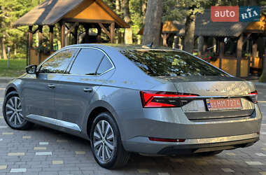 Лифтбек Skoda Superb 2021 в 