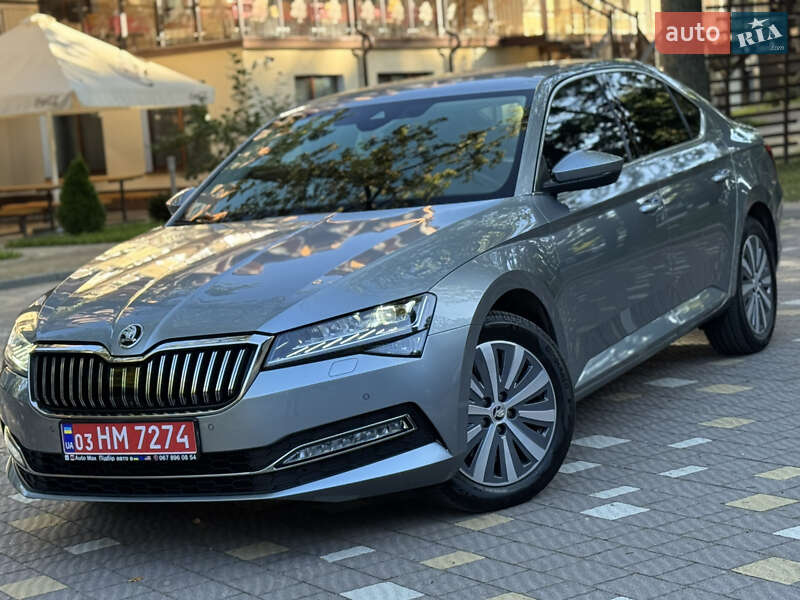 Лифтбек Skoda Superb 2021 в Трускавце