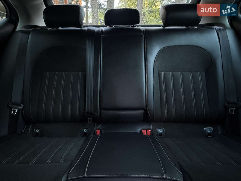 Лифтбек Skoda Superb 2021 в Трускавце