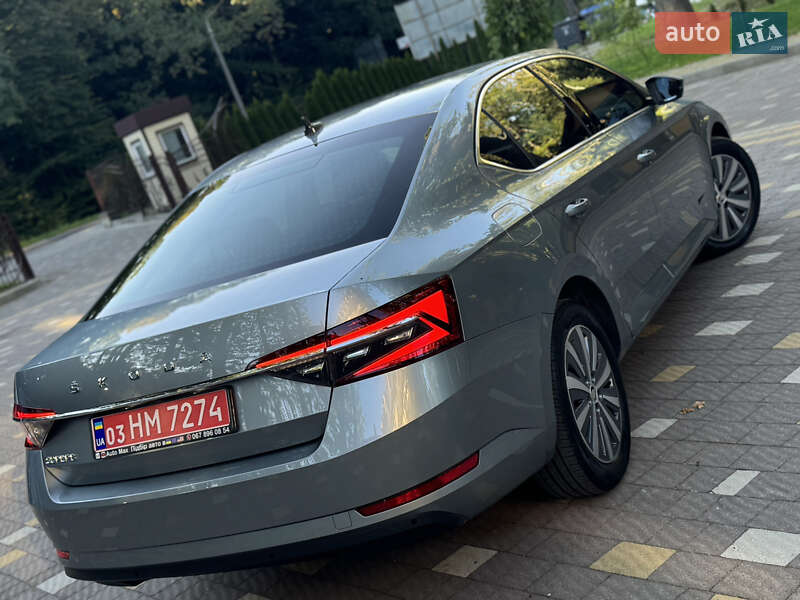 Лифтбек Skoda Superb 2021 в Трускавце