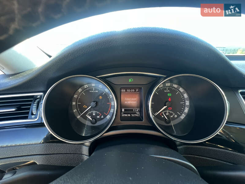 Универсал Skoda Superb 2014 в Луцке