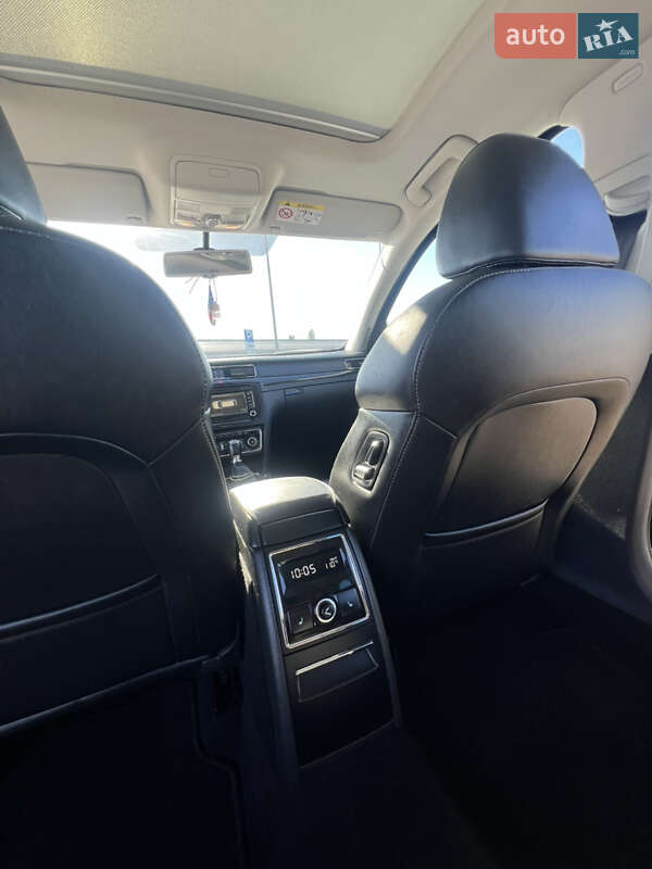 Универсал Skoda Superb 2014 в Луцке