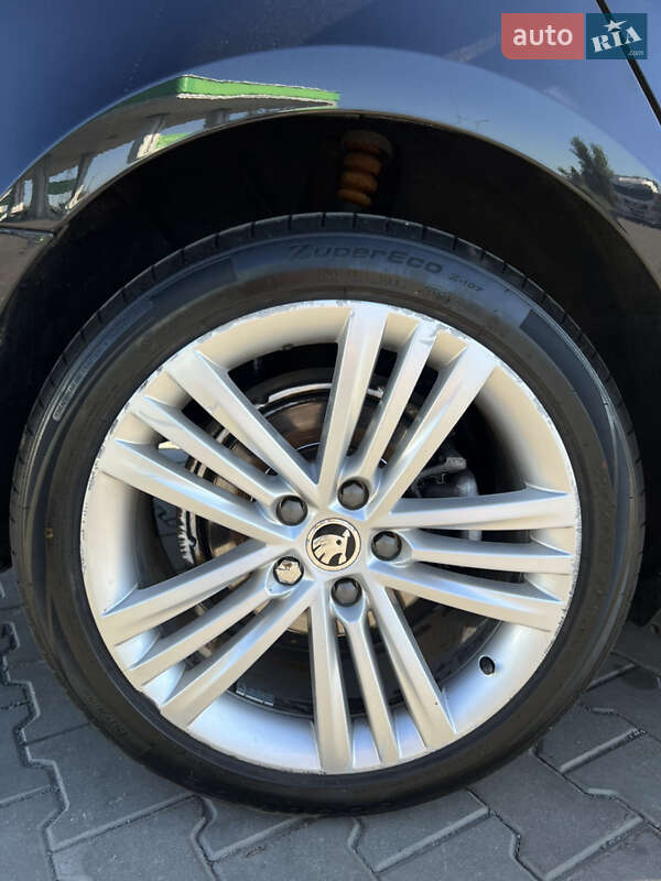 Универсал Skoda Superb 2014 в Луцке