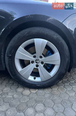 Универсал Skoda Superb 2011 в 