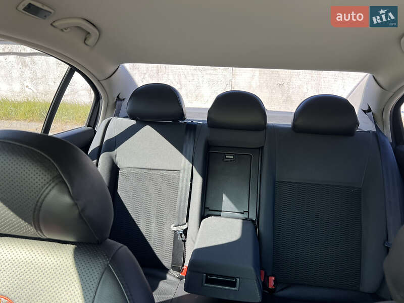 Лифтбек Skoda Superb 2007 в Киеве