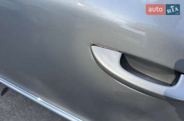 Лифтбек Skoda Superb 2013 в 