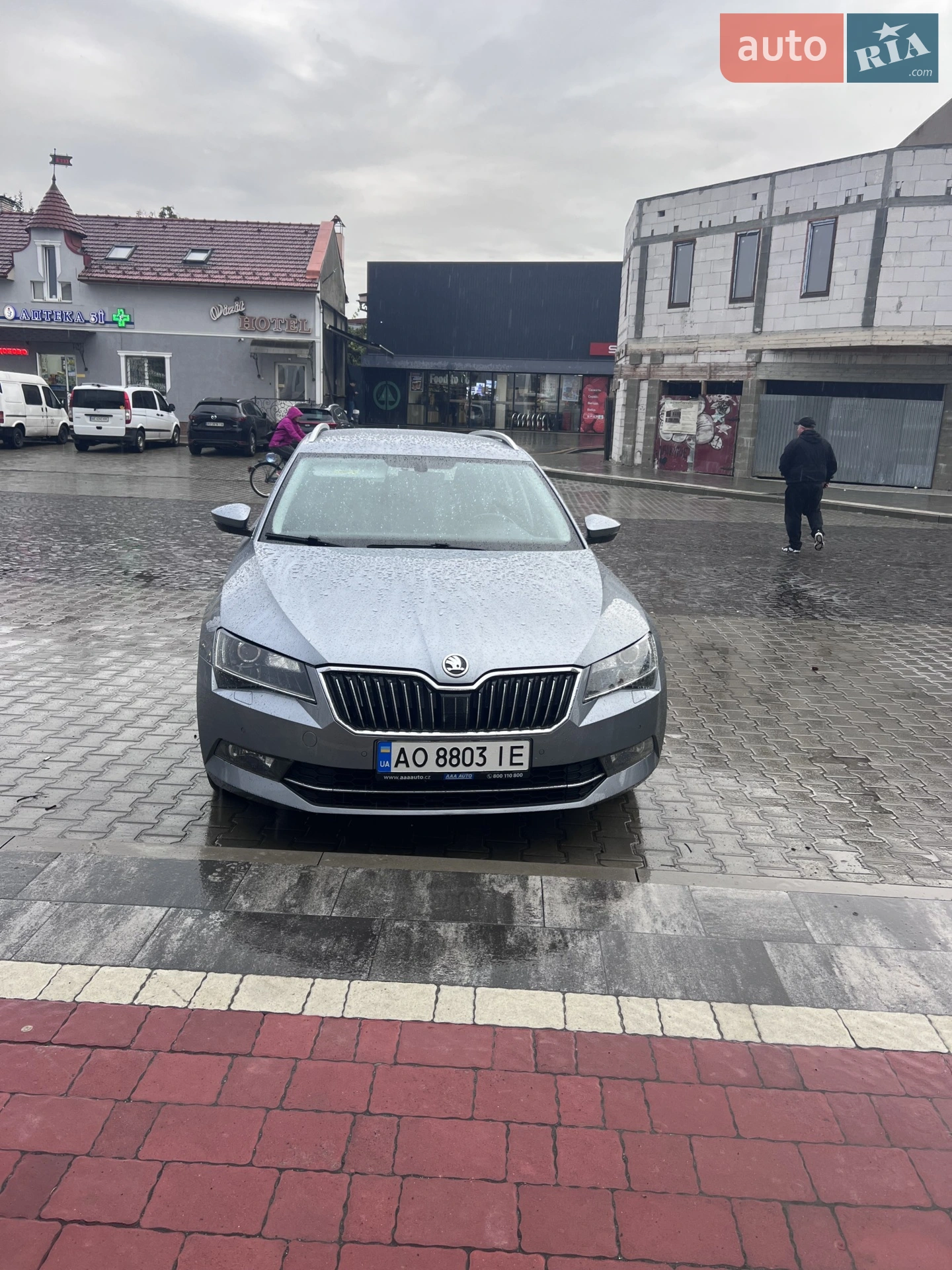2016 Skoda Superb - мініатюра 2