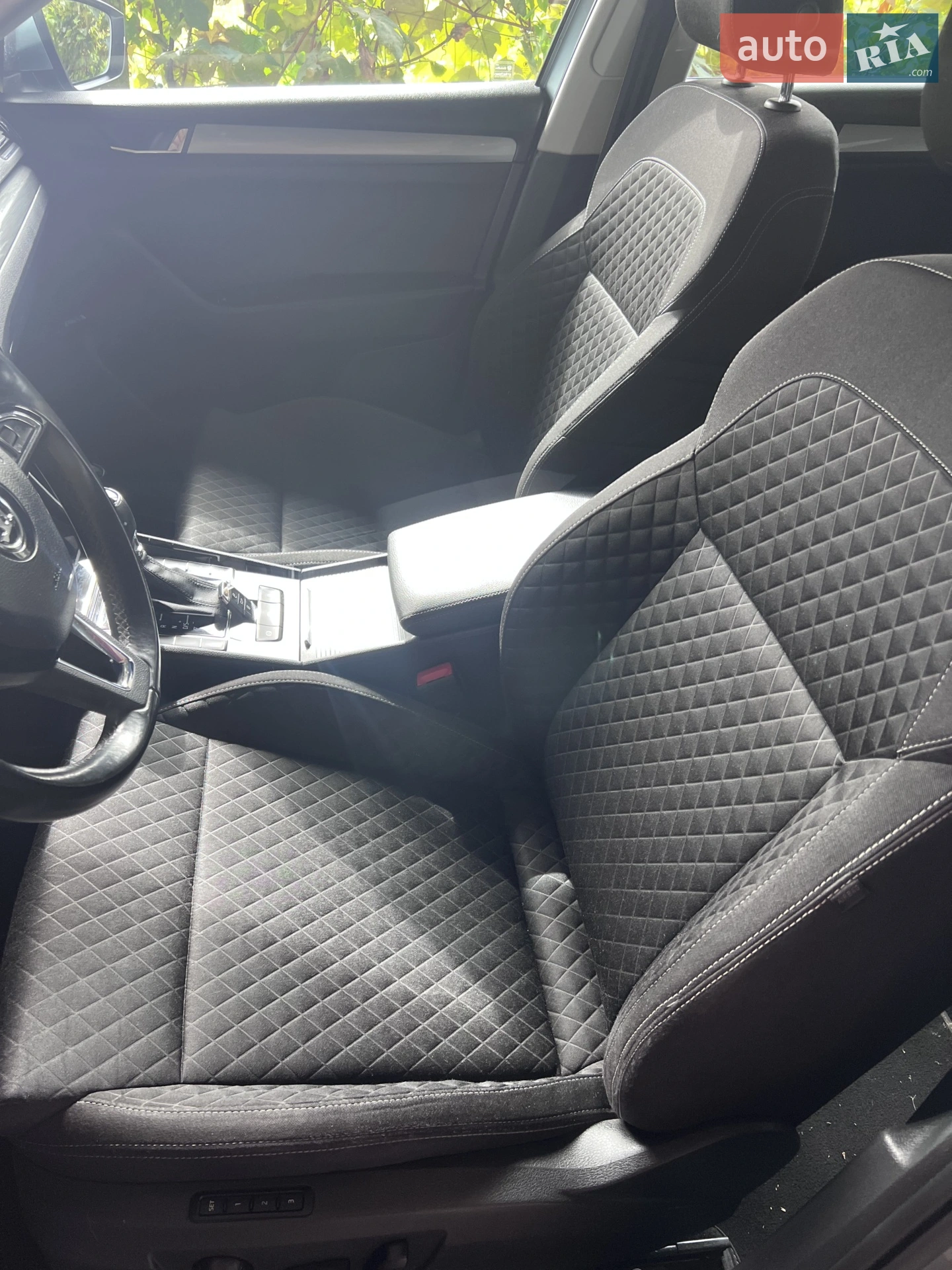 2016 Skoda Superb - мініатюра 8