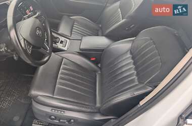 Универсал Skoda Superb 2019 в 