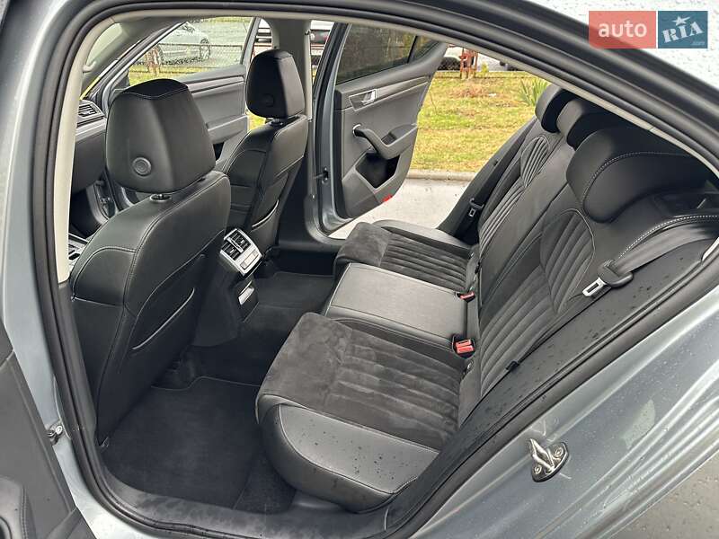 Лифтбек Skoda Superb 2021 в Киеве